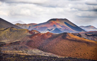 Lanzarote volcano hikes beyond Timanfaya - Rutas volcánicas en Lanzarote fuera de Timanfaya - First Minute Excursions - Last Minute Transfer